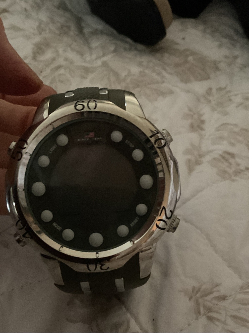 Army green large men’s watch